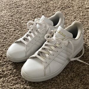 Size 7.5W Adidas White Sneakers